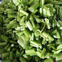 香辣肉末空心菜梗的做法图解2