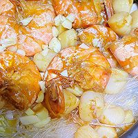 #感恩节烹饪挑战赛#鲜虾粉丝煲的做法图解5
