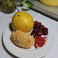 #我心中的冬日限定#养生女孩必备银耳雪梨汤的做法图解1
