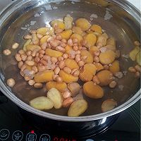 筒骨板栗煲汤的做法图解9