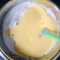 不用烤箱就能做的蒸蛋糕，低油健康不上火，你值得拥有！的做法图解13