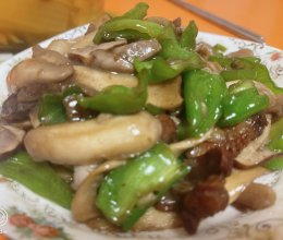 #一蔬一饭皆告白#辣椒炒赤松茸的做法