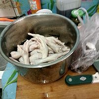 泡椒凤爪的做法图解2