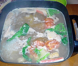 西红柿鸡汤火锅的做法