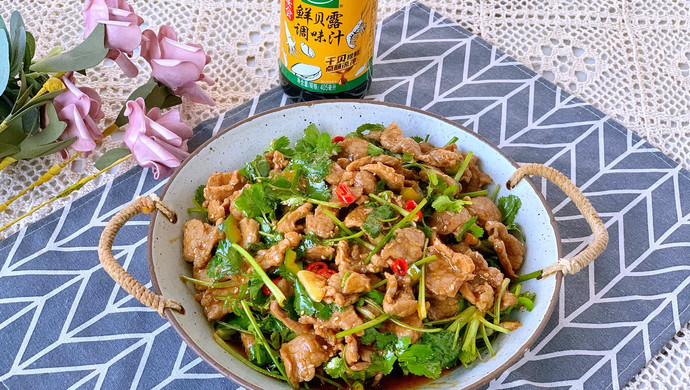 好吃到哭香菜拌牛肉