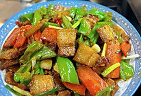下饭神菜：青椒回锅肉#本周热榜#的做法