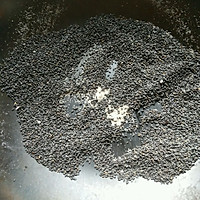黑芝麻盐的做法图解4