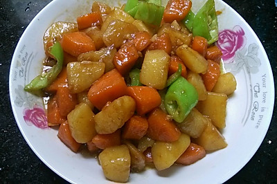 胡萝卜炖土豆