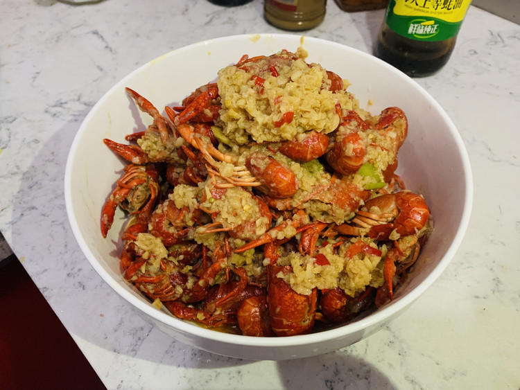 蒜蓉龙虾的做法