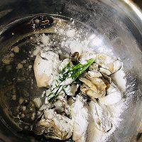 #把金牌大厨带回家# 在家也能吃到的海蛎煎的做法图解2
