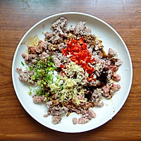 辣肉生菜盅#美的微波炉菜谱#的做法图解5