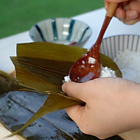 小熊电蒸锅食谱：西米水晶粽子的做法图解10