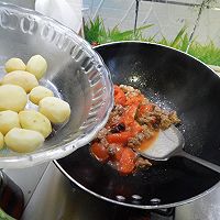 茄汁小土豆炖牛肉粒的做法图解8