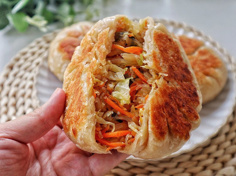 免揉面，酥掉渣的素三鲜馅饼的做法