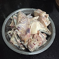 （腐竹）鱼头煲的做法图解3