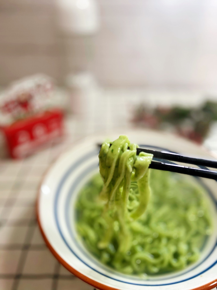 菠菜鸡蛋面 | 挑食宝宝也爱吃的面的做法