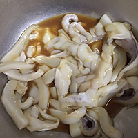 炸墨鱼的做法图解7