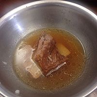 蘑菇大排汤的做法图解1