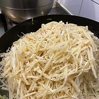 甘蓝炒饼的做法图解9