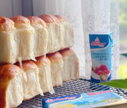 #安佳真草饲 营养护全家#醇奶云朵小餐包的做法