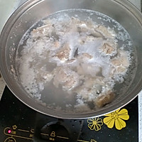 #母亲节，给妈妈做道菜#海带炖排骨的做法图解5