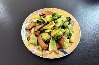 香菇炒油菜