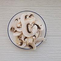 奶油蘑菇浓汤#换着花样吃早餐#的做法图解1