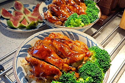 照烧鸡腿饭