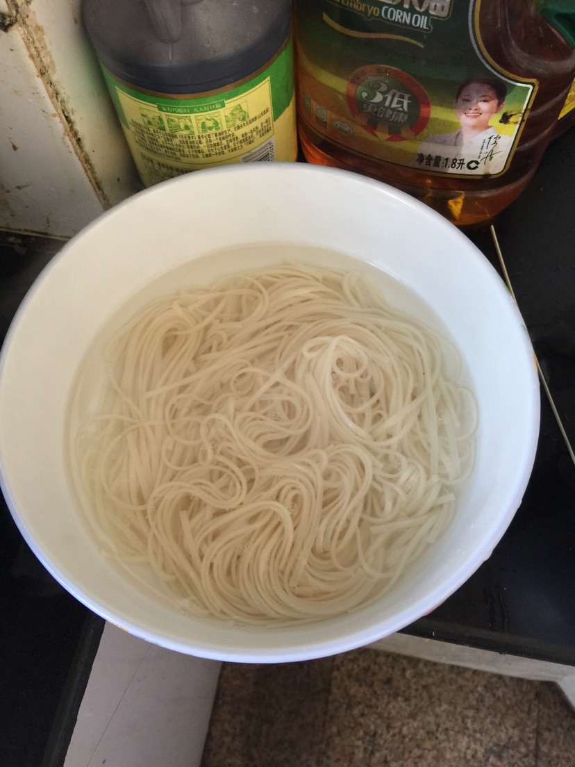 葱油拌面的做法图解5