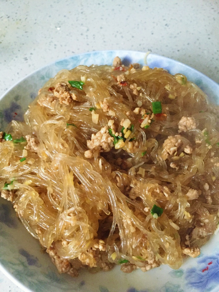 蚂蚁上树