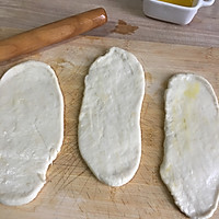 葱香小油饼的做法图解2