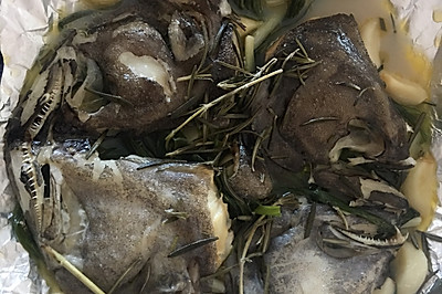 黄油焗牙片鱼头
