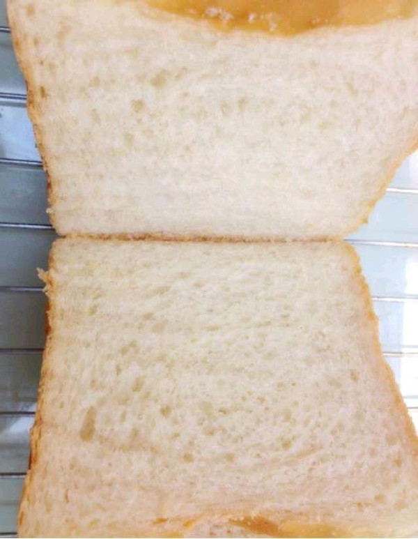 白吐司面包
