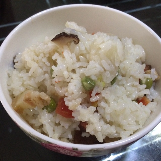 电饭煲焖饭的做法图解2