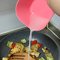 黄豆酱炒豆皮的做法图解6