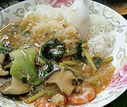 虾仁蛋滑香菇盖饭的做法