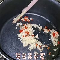 酸汤金针菇肥牛的做法图解4