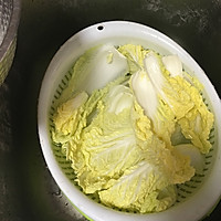 白菜猪肉粉丝饺的做法图解1