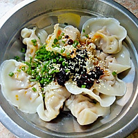 老干妈拌饺子的做法图解3