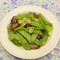 广式家常菜（荷兰豆炒腊肉）的做法图解5