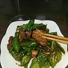 尖椒炒鸡腿肉