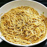 酱油炒面的做法图解8