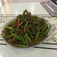 芹菜炒肉的做法图解7