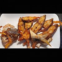 《香煎鲳鱼·刺少肉实》的做法图解8