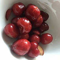 樱桃小酒的做法图解3