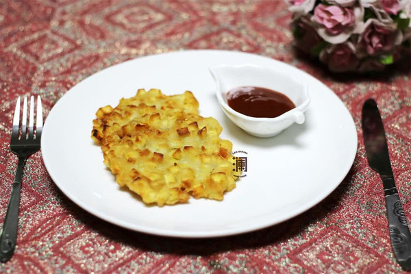 季节美食之：香甜酥脆红薯饼