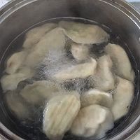 虾泥黄瓜丝馅饺子的做法图解8