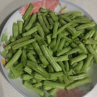 干煸豆角的做法图解1