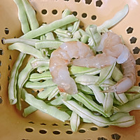 豆角肉沫焖面的做法图解1