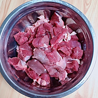 番茄牛肉 #以美食的名义说爱她#的做法图解2
